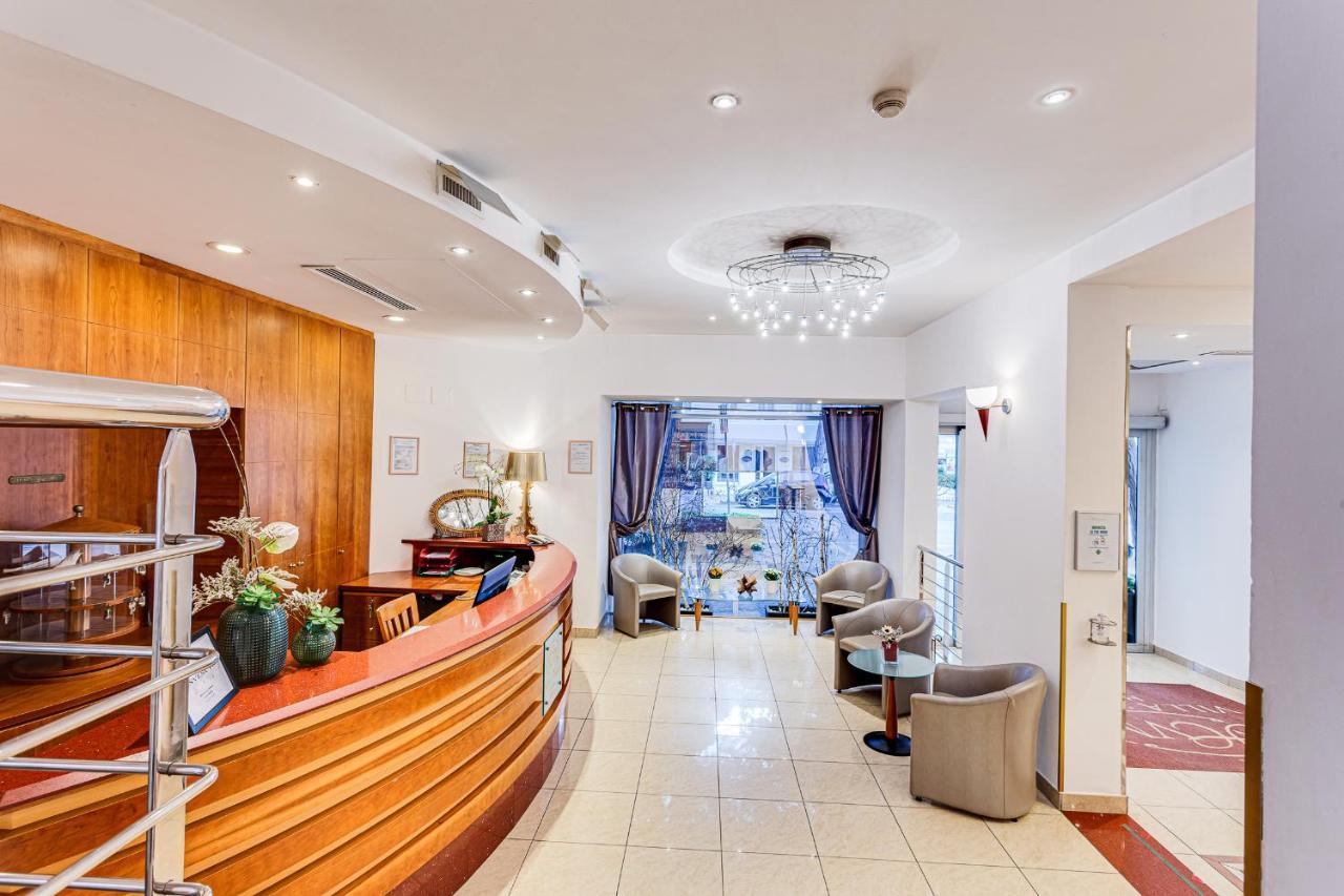 Hotel Villa Maria Cesenatico Buitenkant foto